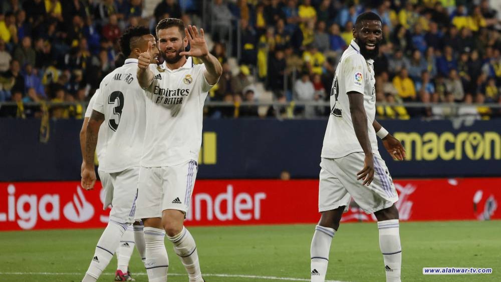 ريال مدريد يتغلب على قادش 2-0